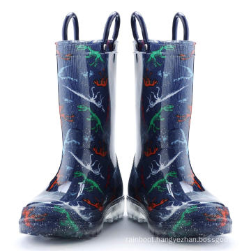 2020 New Fashion Waterproof Durable Pvc Material Rain Boots  Anti for Rain Easy-on Handles Shoes for Boys